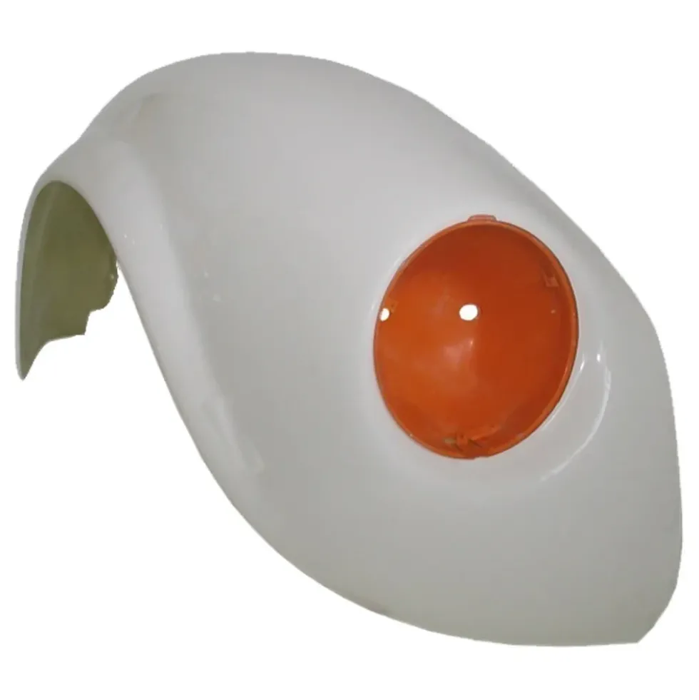 Aile avant droite poly évasée extérieur +4 cm CSP pour VOLKSWAGEN Coccinelle 1302 et 1303 berline et cabriolet (08/1970-07/1974)