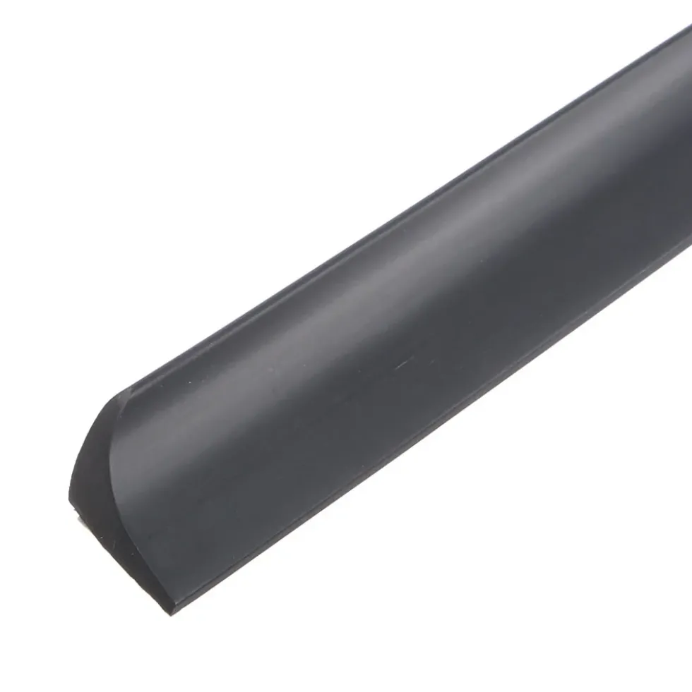 Becquet de coffre en caoutchouc noir pour BMW série 3 E92 E92LCI Coupé et E93 E93LCI Cabriolet (05/2005-10/2013)