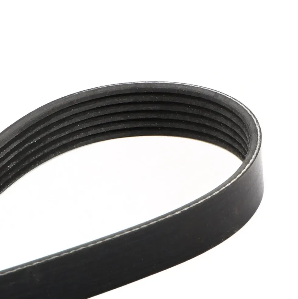 Courroie d'accessoires pour Golf 5 1.4 et 1.6 sans climatiseur
