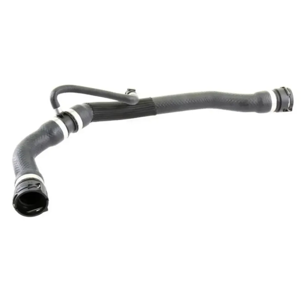 Durite d'eau supérieure entre radiateur et culasse pour BMW Série 5 E60 E60LCI E61 et E61 LCI 520d - moteur M47D20TU2