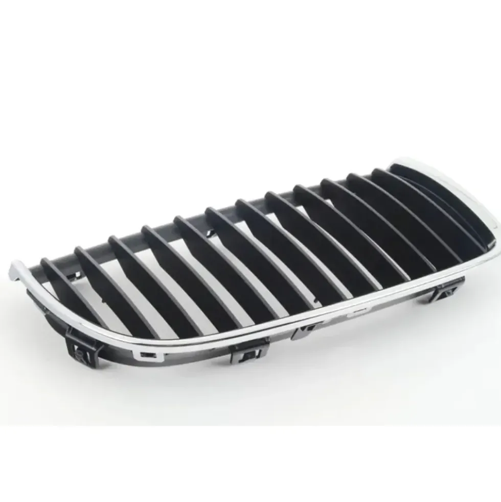 Grille de calandre droite noire pourtour chromé pour BMW Série 3 E90 Berline et E91 Touring phase 1 (02/2004-09/2008) - côté passager