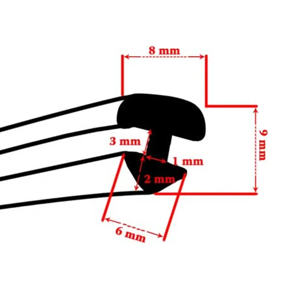 Moulure chromée pour joint de vitre