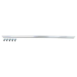 Moulure entre feux en aluminium chromé sur jupe arrière pour BMW Série 02 E10 phase 1 (10/1966-08/1973) - avec fixations