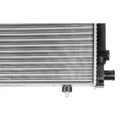 Radiateur d'eau moteur pour Peugeot 205 - 610x285x33mm