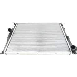 Radiateur moteur pour BMW série 1 E81-E82-E87-E8 125i et 130i avec boite de vitesses automatique
