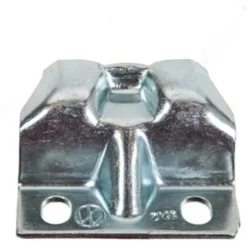 Tôle de fermeture de capot moteur arrière